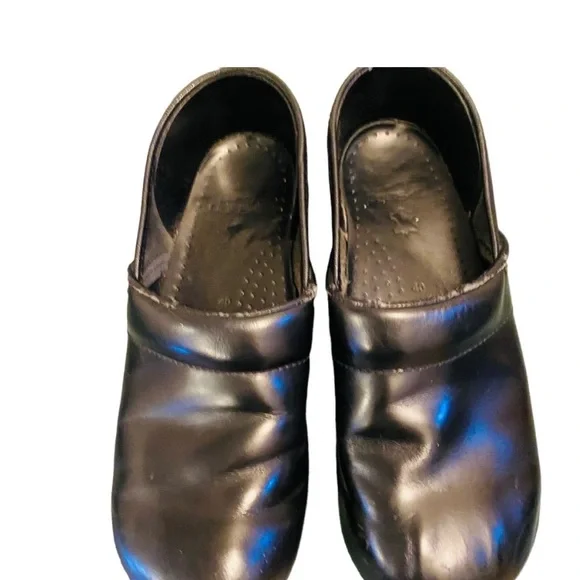 DANSKO Black Leather Professional Nurse Clogs - Picture 4 of 6